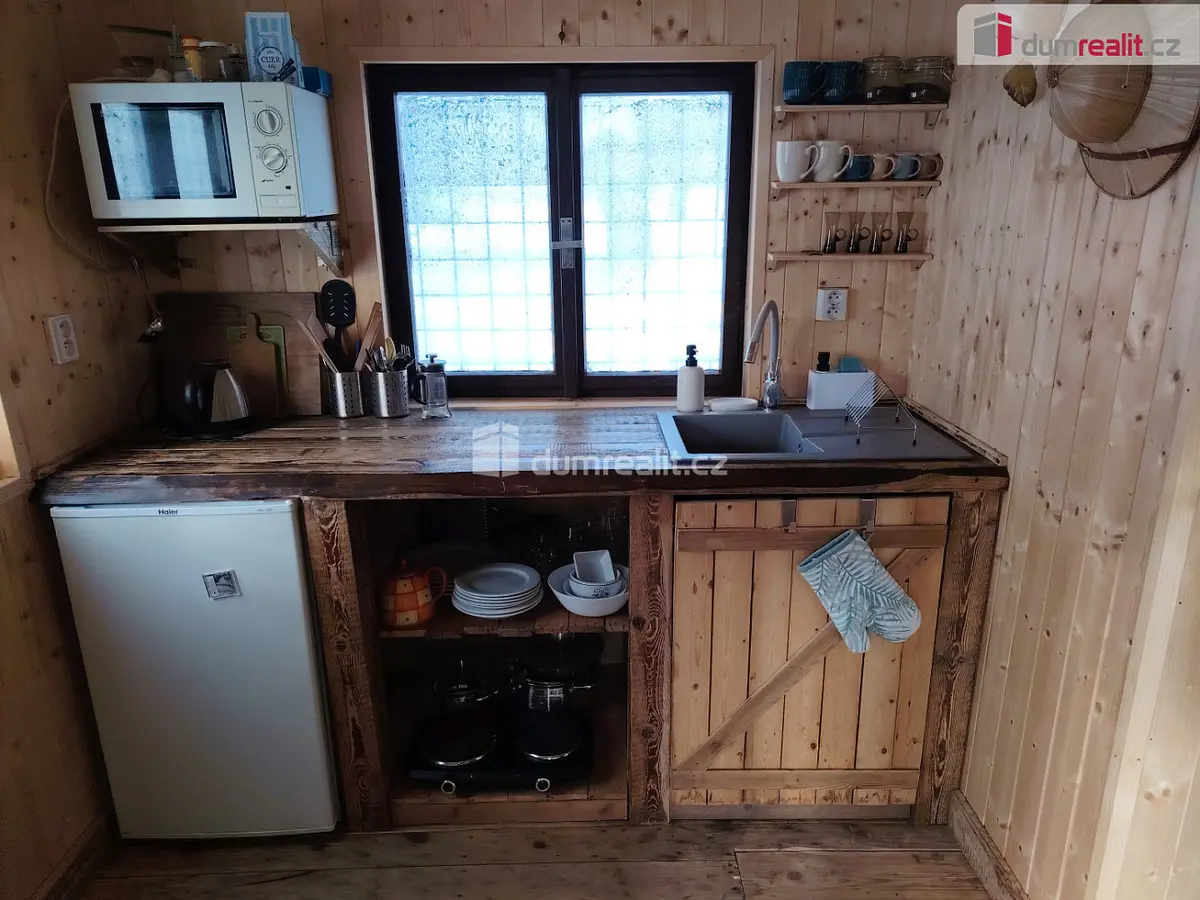 Prodej chaty / chalupy 35 m², Valdštejnská · Doksy u Máchova jezera · Doksy