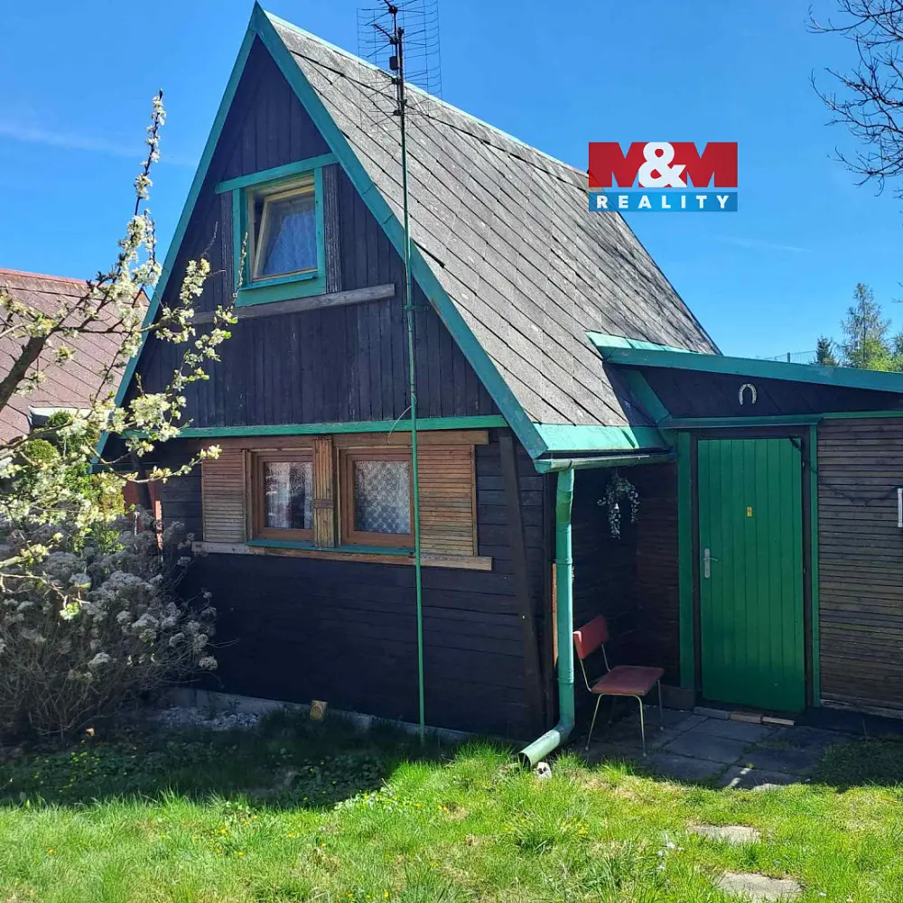 Prodej pozemku 821 m², Mezina