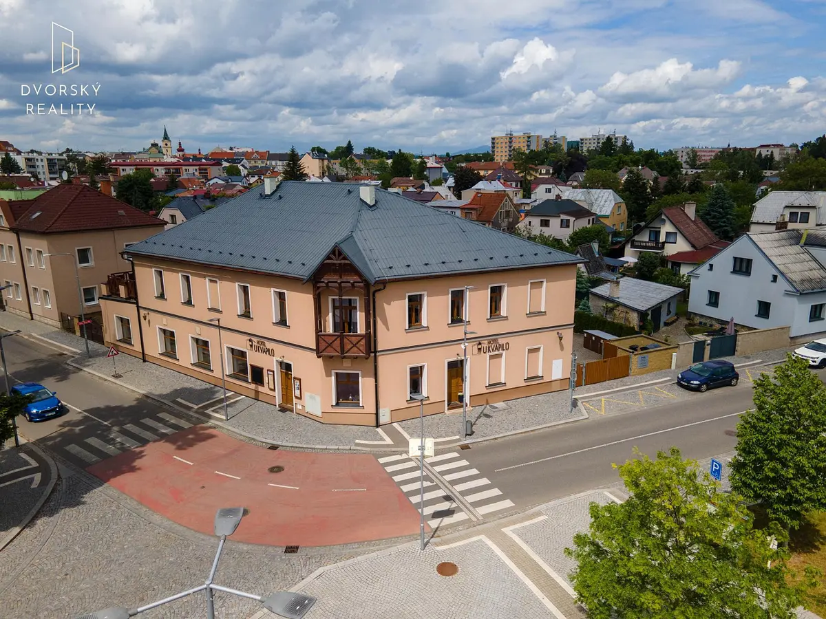 Pronájem komerčního prostoru 290 m², Jana Švermy · Mnichovo Hradiště