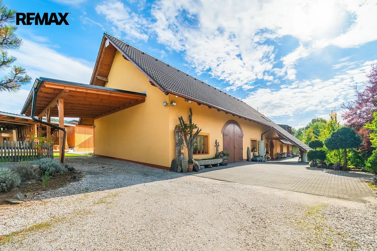 Prodej domu 304 m², Klatovy - Sobětice