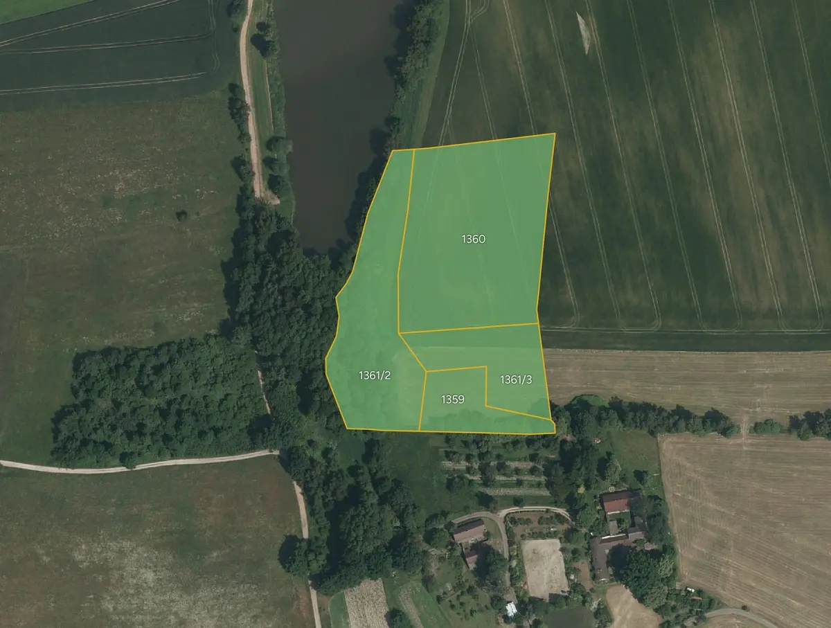 Prodej pozemku 10218 m², Stráž nad Nežárkou
