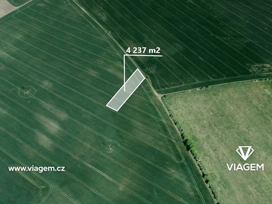 Prodej pozemku 1412 m², Újezd u Brna · okres Brno-venkov