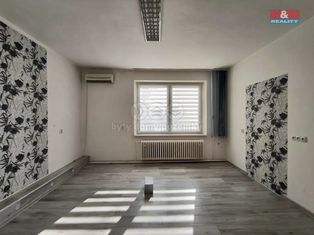 Pronájem komerčního prostoru 24 m², Hviezdoslavova · Radvanice · Ostrava