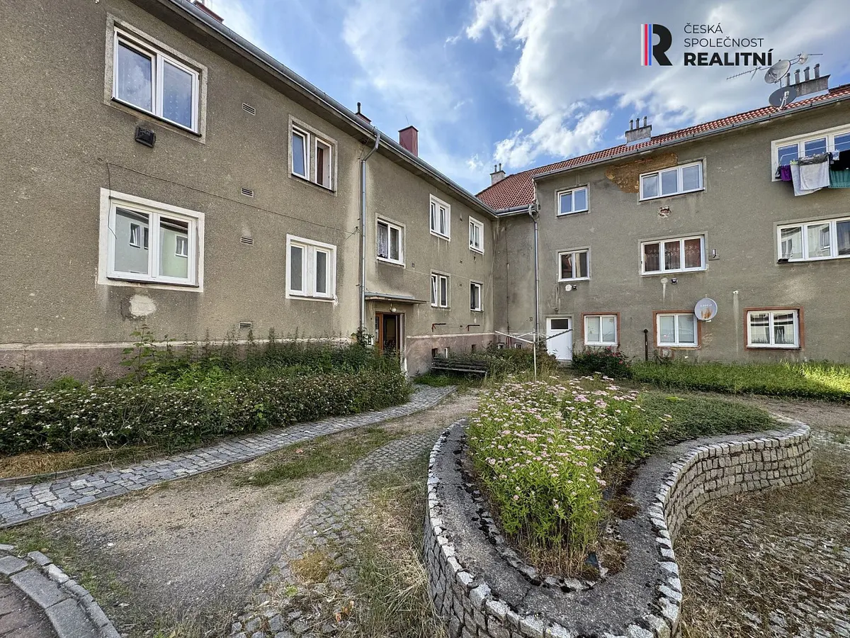 Pronájem bytu 3+1 60 m², Zámecká · Kynšperk nad Ohří