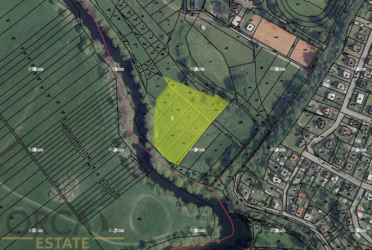 Prodej pozemku 9300 m², Bakov nad Jizerou · okres Mladá Boleslav