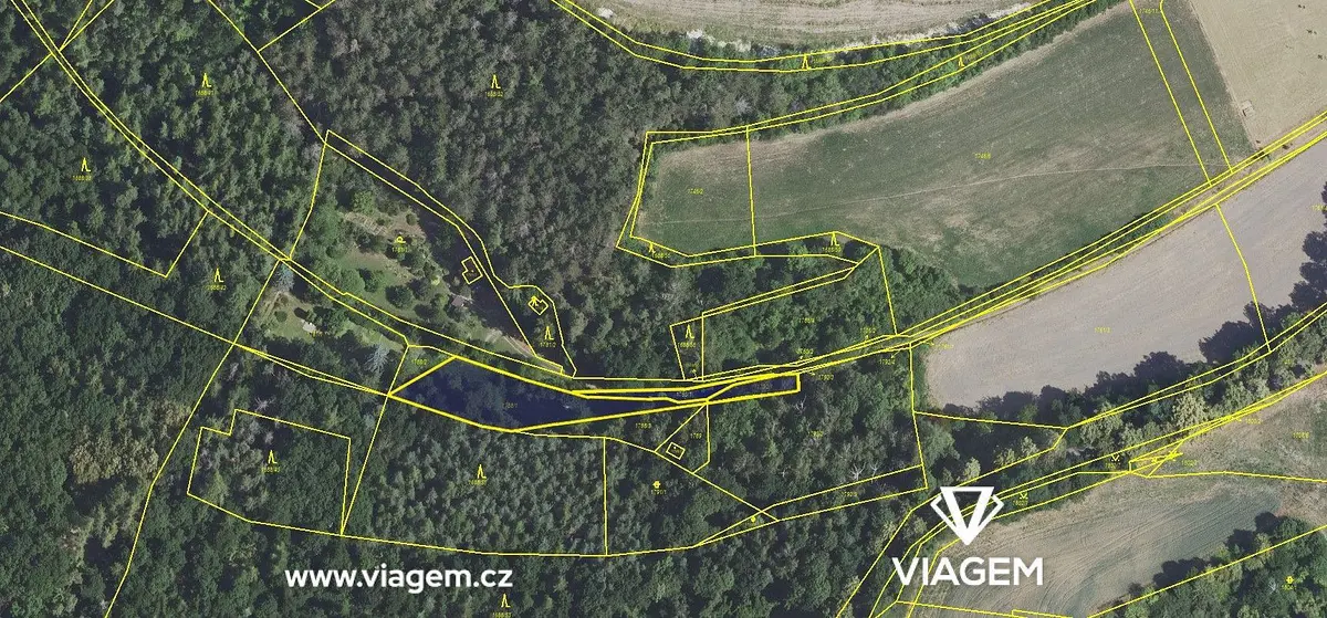 Prodej pozemku 655 m², Vinařice · okres Kladno