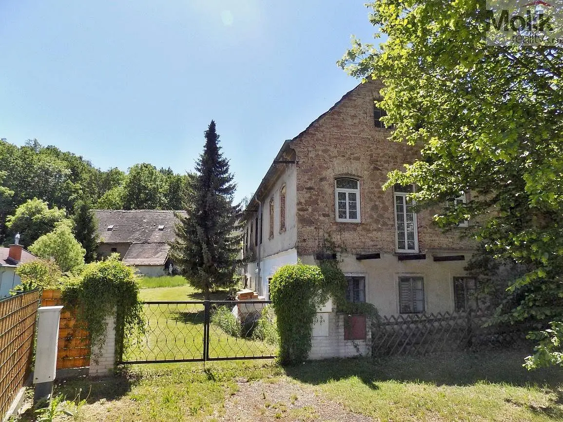 Prodej komerčního prostoru 616 m², Dlouhá · Běhánky · Dubí