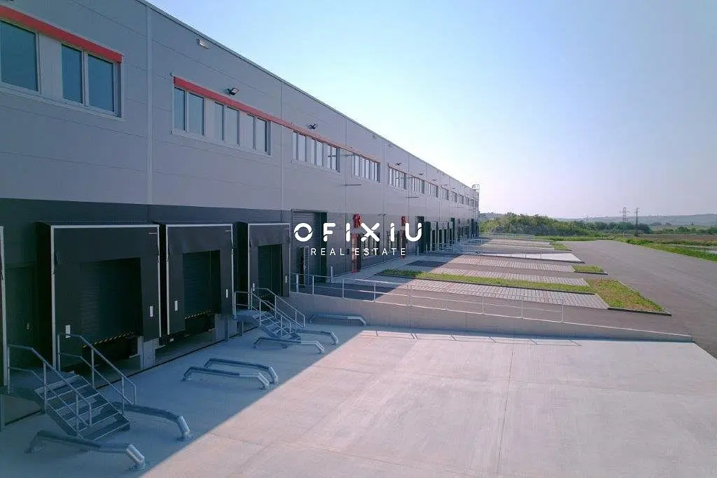 Pronájem komerčního prostoru 400 m², Mikulov na Moravě · Mikulov