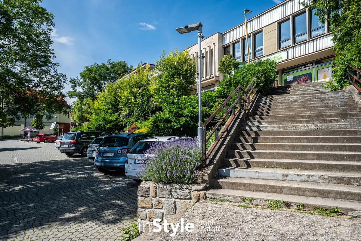 Pronájem komerčního prostoru 124 m², Salašská · Velehrad