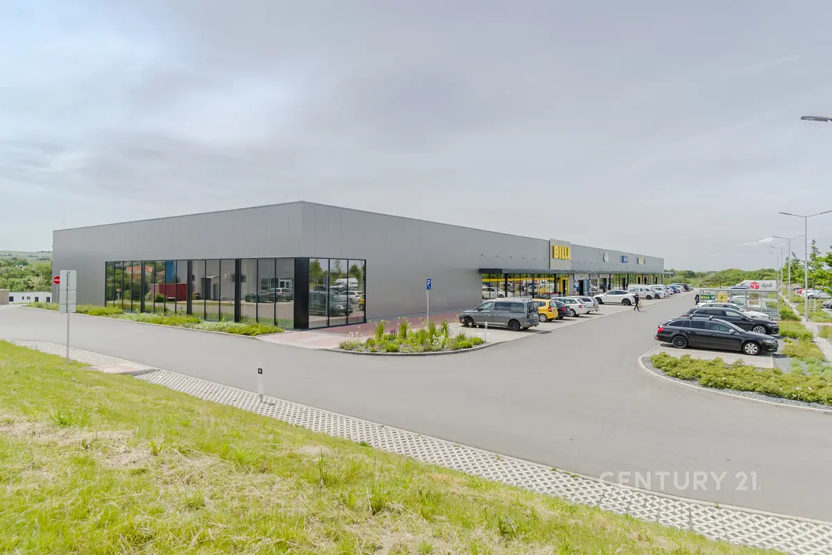 Pronájem komerčního prostoru 410 m², Na Návsi · Dobřejovice