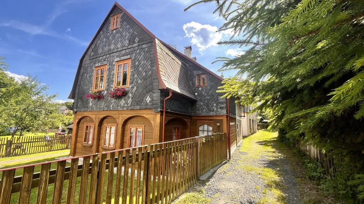 Prodej komerčního prostoru 190 m², Sýpka · Šluknov