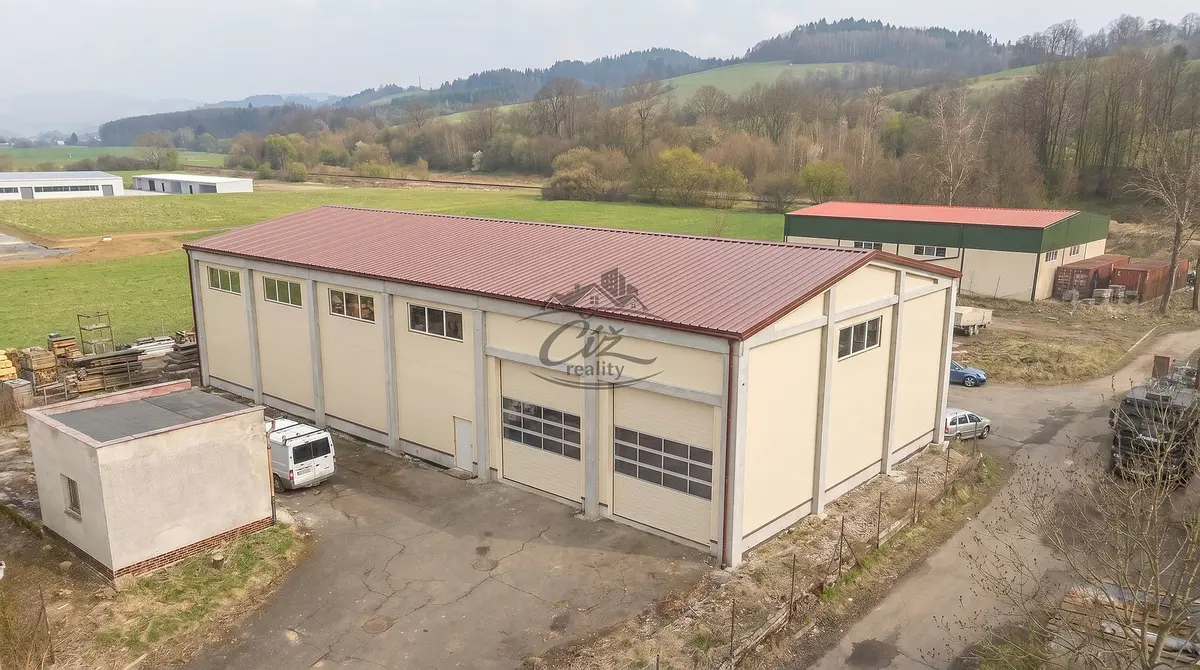 Prodej komerčního prostoru 3493 m², Janová · okres Vsetín