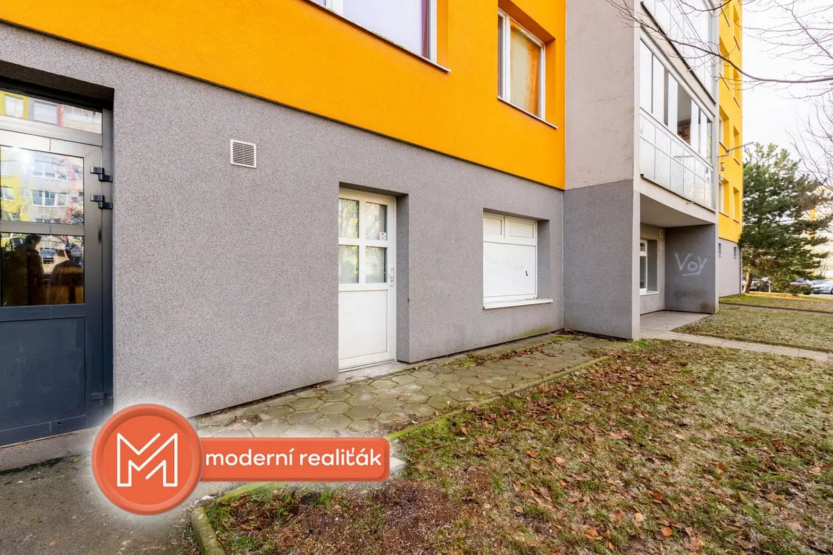 Pronájem komerčního prostoru 22 m², Most II · Most