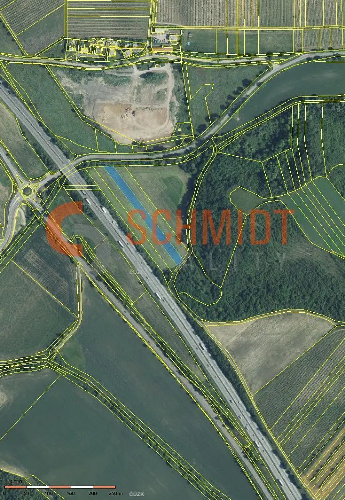 Prodej pozemku 27506 m², Hustopeče · okres Břeclav