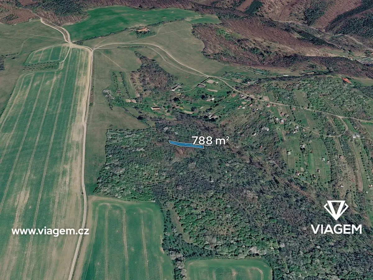 Prodej pozemku 405 m², Kudlovice · okres Uherské Hradiště