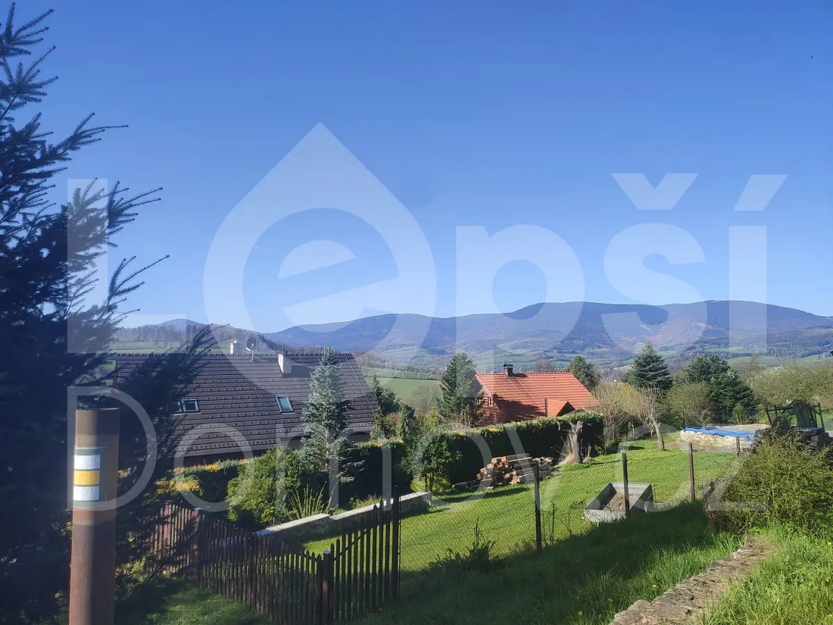 Prodej pozemku 420 m², Strmá · Seč u Jeseníka · Jeseník