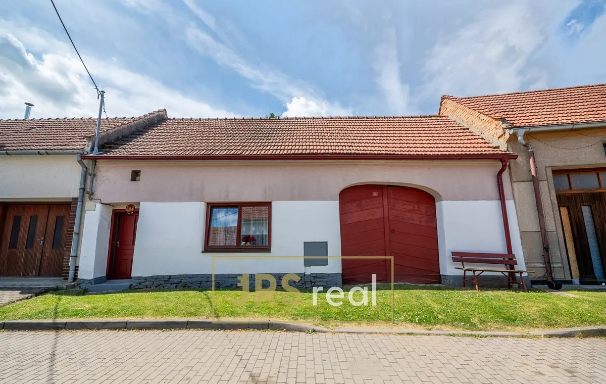 Prodej domu 111 m², Mouchnice · okres Hodonín