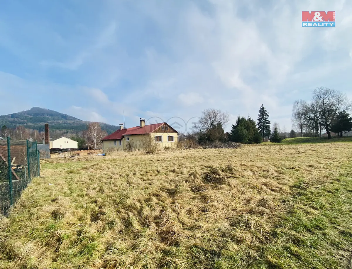 Prodej pozemku 802 m², Cvikov - Cvikov I · okres Česká Lípa