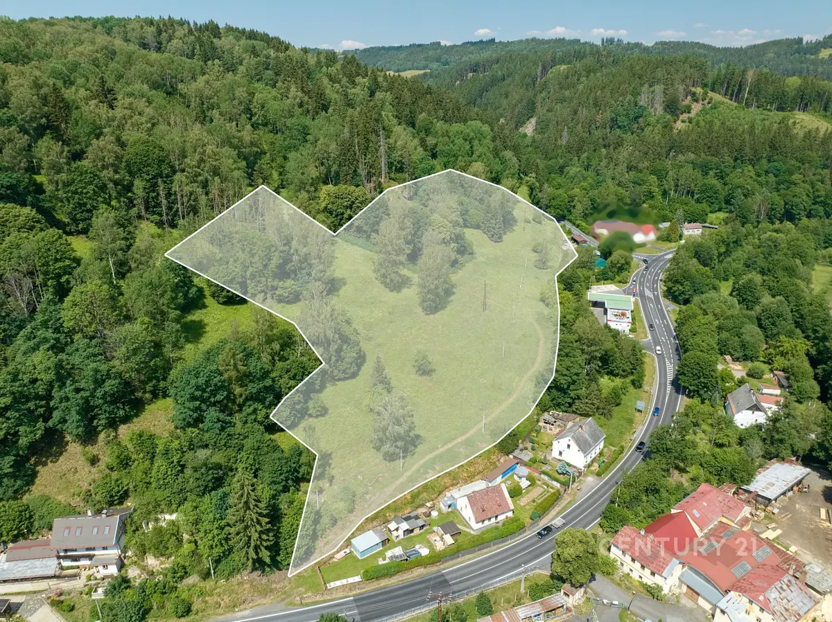 Prodej pozemku 18623 m², Bečov nad Teplou