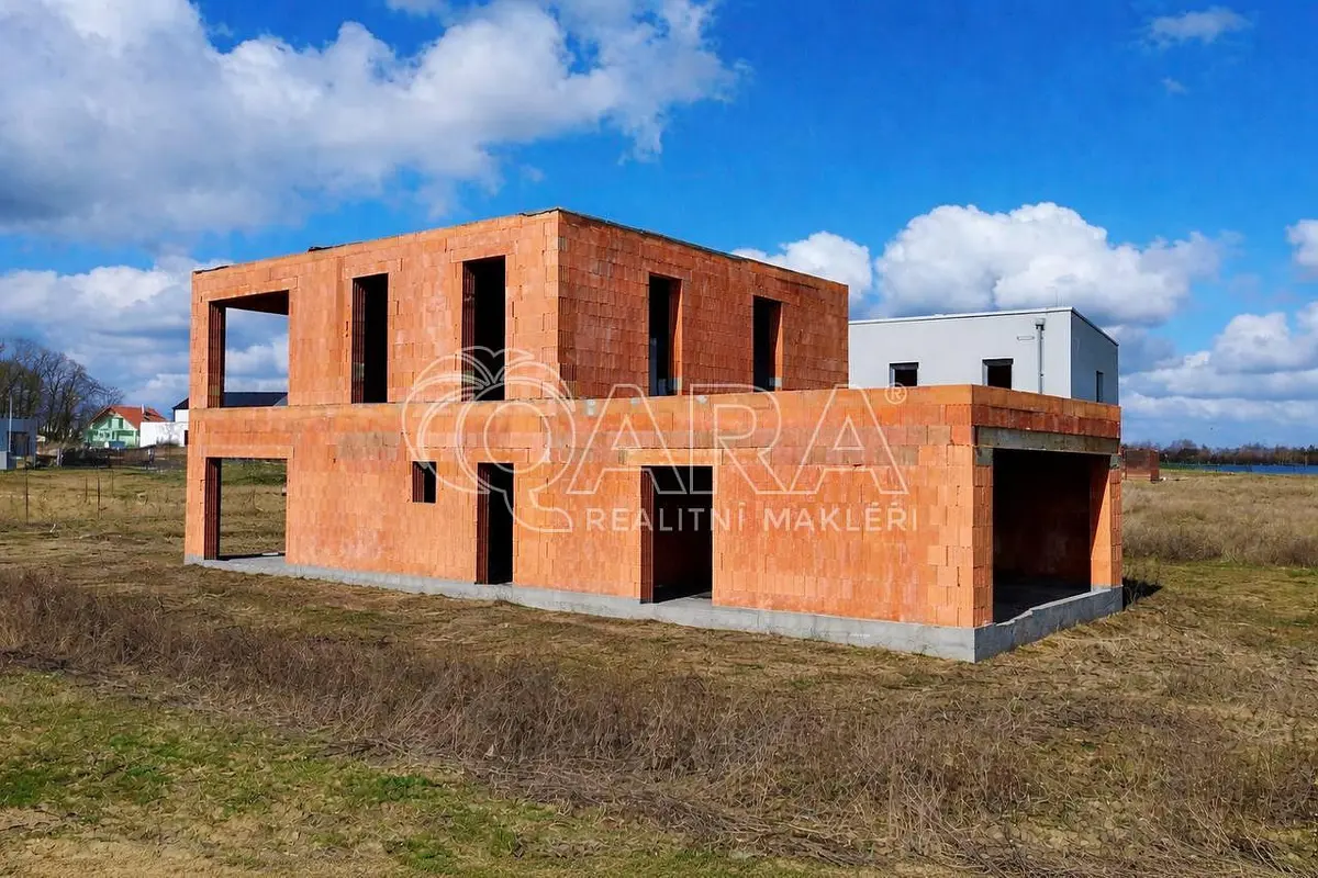 Prodej domu 231 m², Rochlova · Kuchař · Vysoký Újezd
