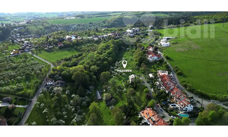 Prodej pozemku 198 m², Zlín