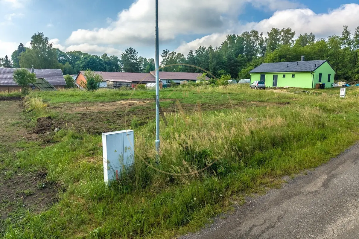 Prodej pozemku 971 m², Ralsko