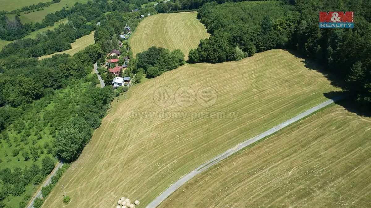 Prodej pozemku 54291 m², Dolní Lhota · okres Zlín