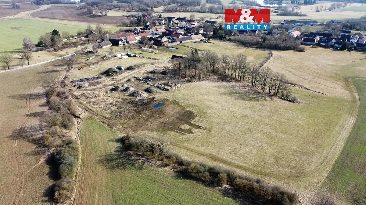 Prodej pozemku 766 m², Březí · okres Strakonice