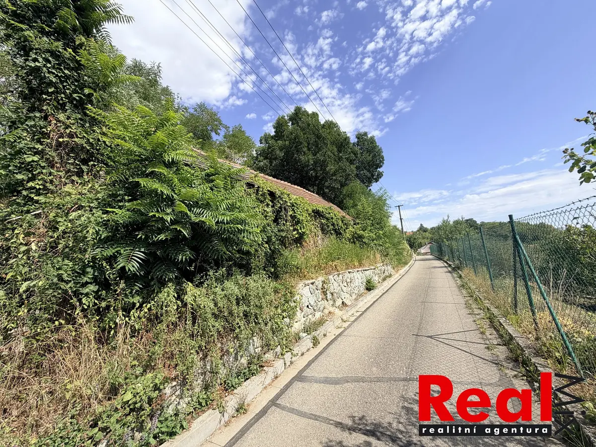 Prodej pozemku 1895 m², Horní Bojanovice