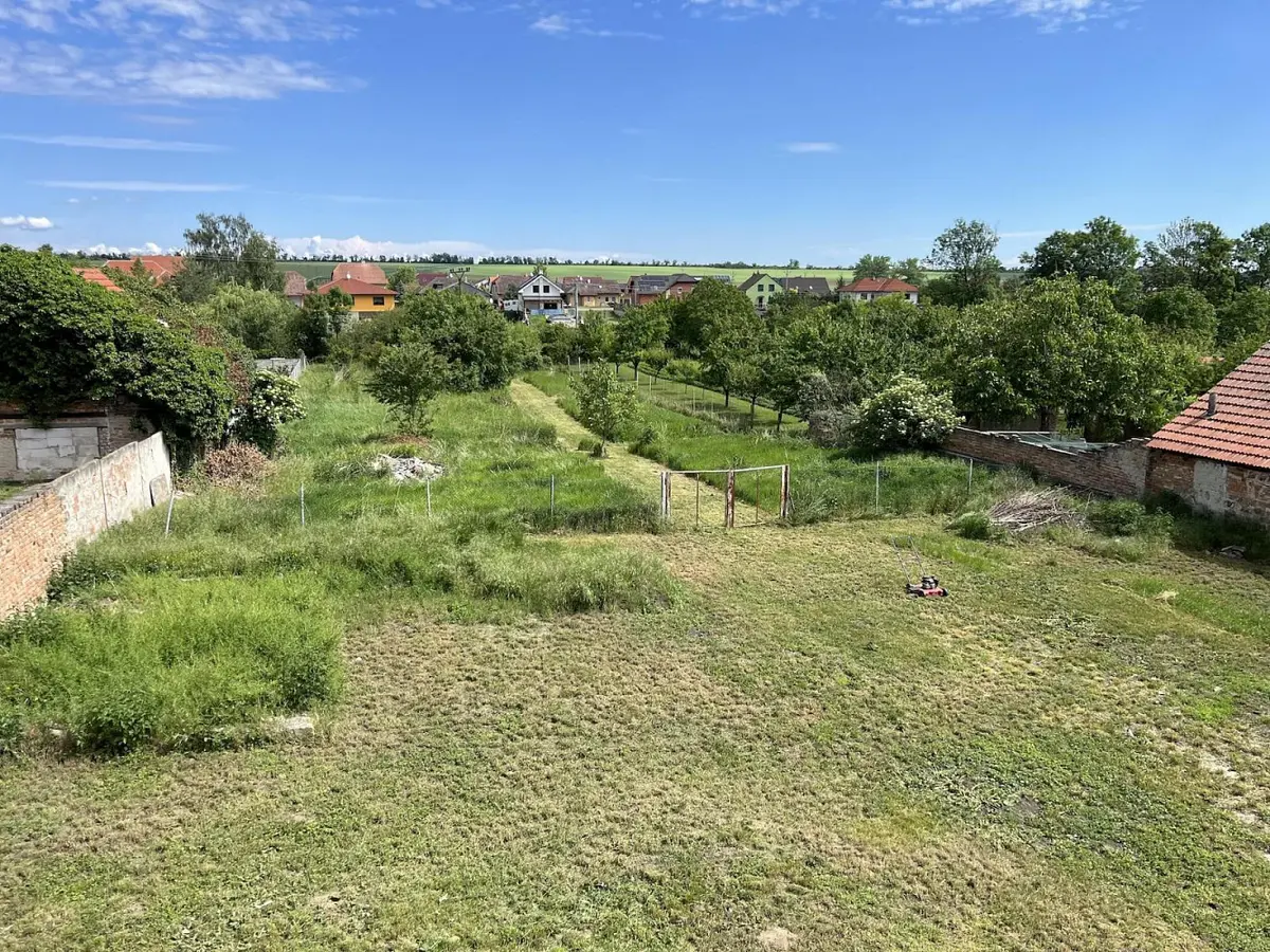 Prodej pozemku 487 m², Olbramovice · okres Znojmo