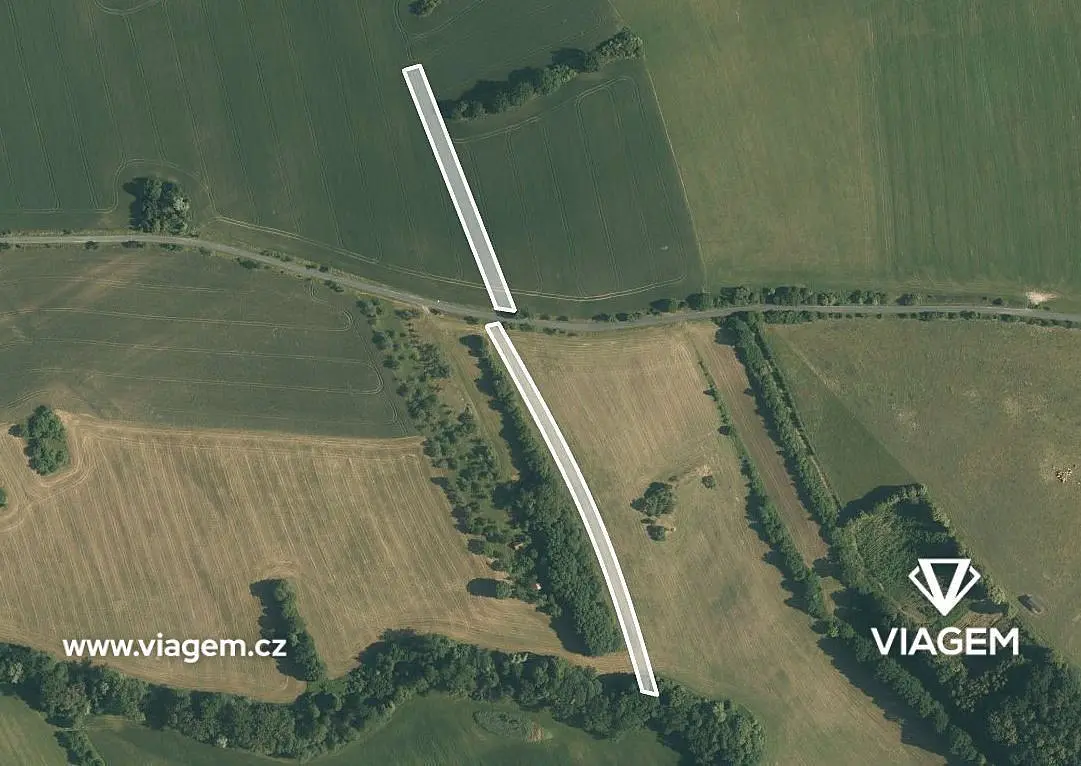 Prodej pozemku 4275 m², Kelč · okres Vsetín