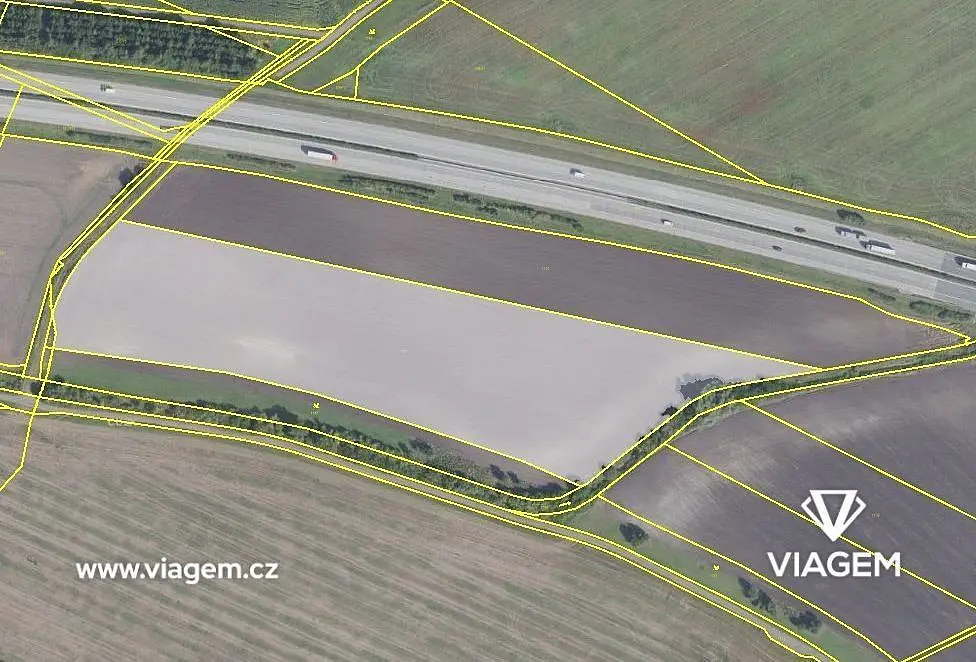Prodej pozemku 1526 m², Žiželice · okres Kolín