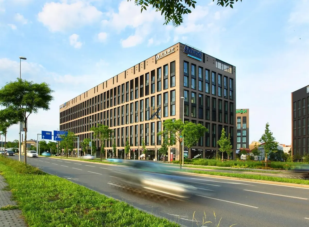 Pronájem komerčního prostoru 30 m², Rohanské nábřeží · Karlín