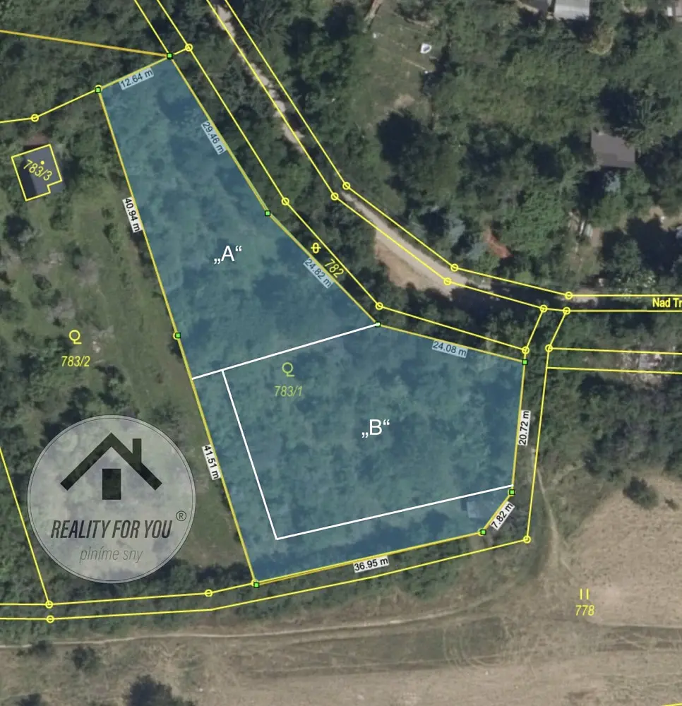 Pronájem pozemku 1200 m², Praha