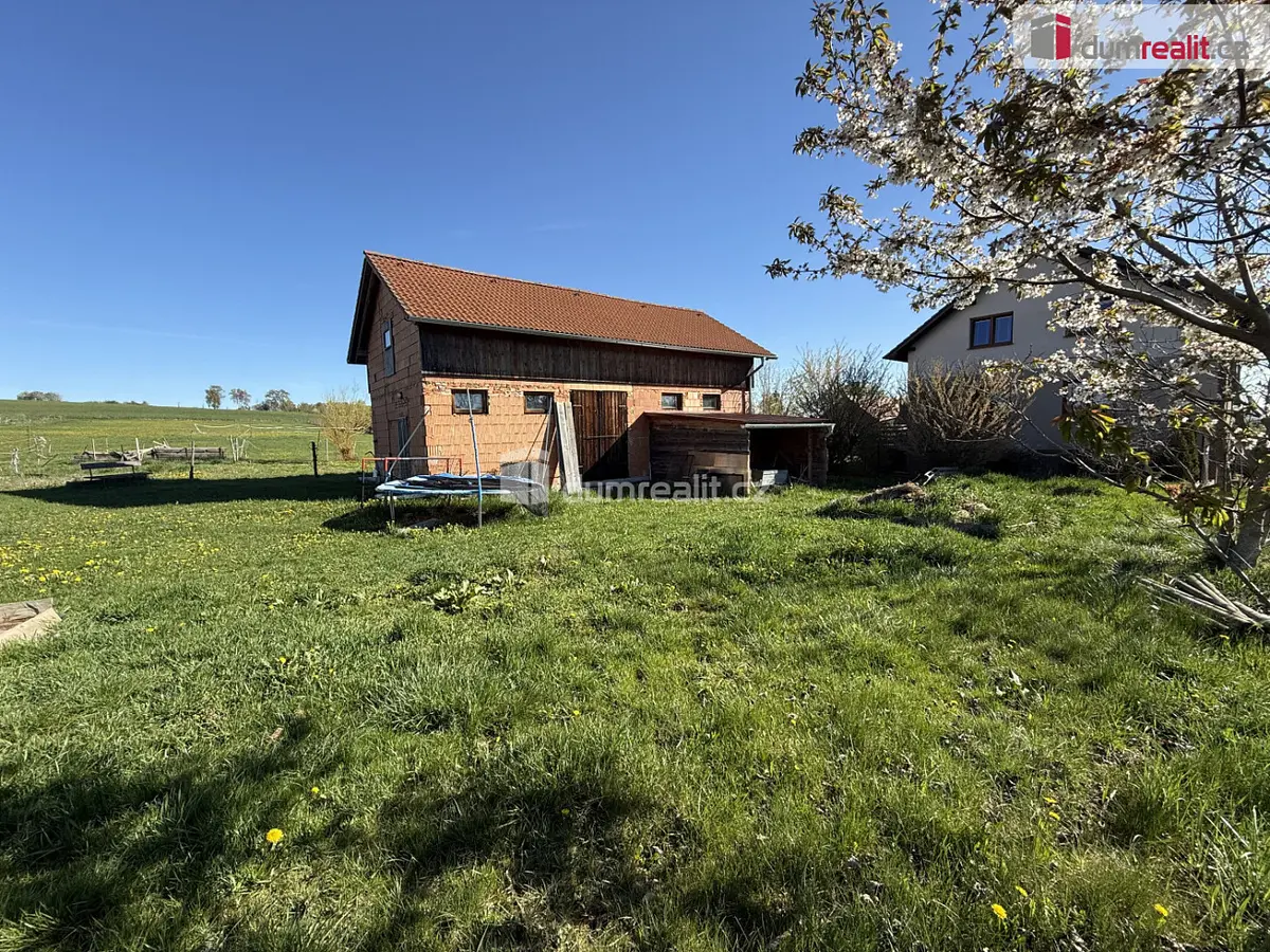 Prodej domu 2793 m², Štichov