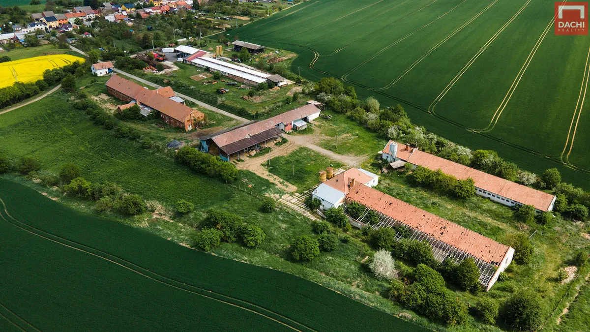 Pronájem komerčního prostoru 2000 m², Morkovice-Slížany - Slížany · okres Kroměříž