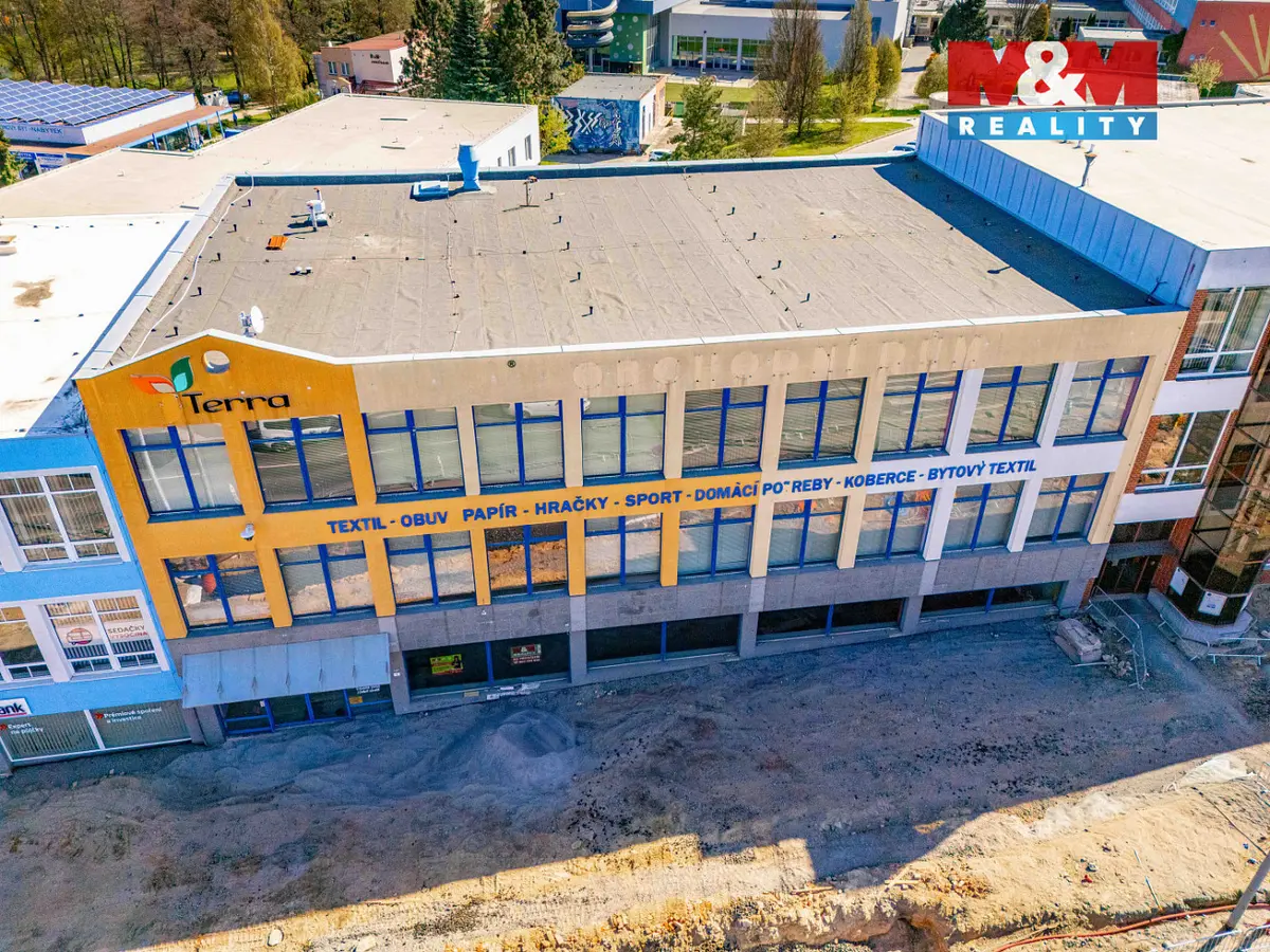 Prodej komerčního prostoru 1200 m², Město Žďár · Žďár nad Sázavou