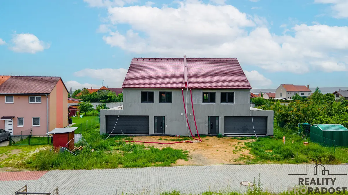 Prodej domu 238 m², Medlov