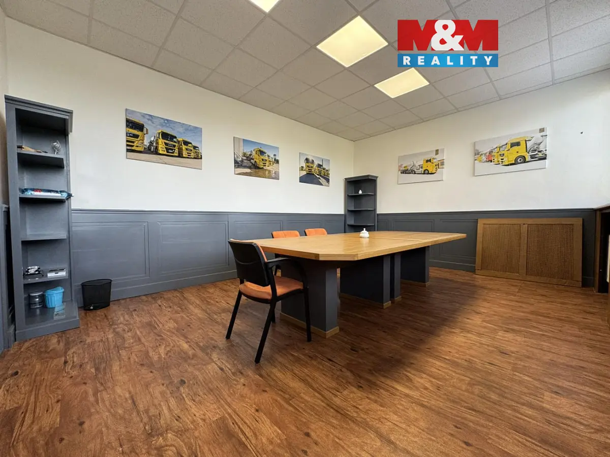 Pronájem komerčního prostoru 240 m², Souš · Most