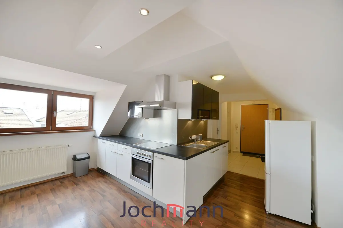 Pronájem bytu 1+kk 62 m², Krajinská · České Budějovice 1 · České Budějovice