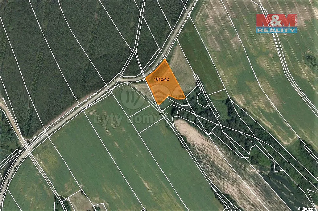 Prodej pozemku 5327 m², Dubnice · okres Česká Lípa