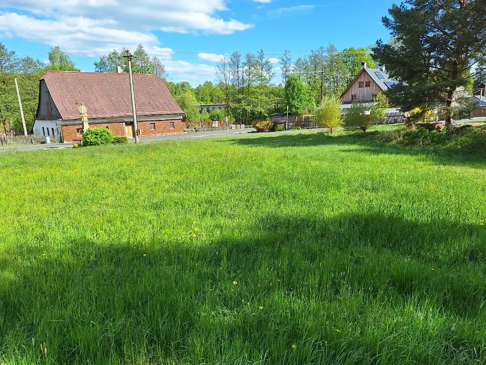 Prodej pozemku 2097 m², Stará Ves