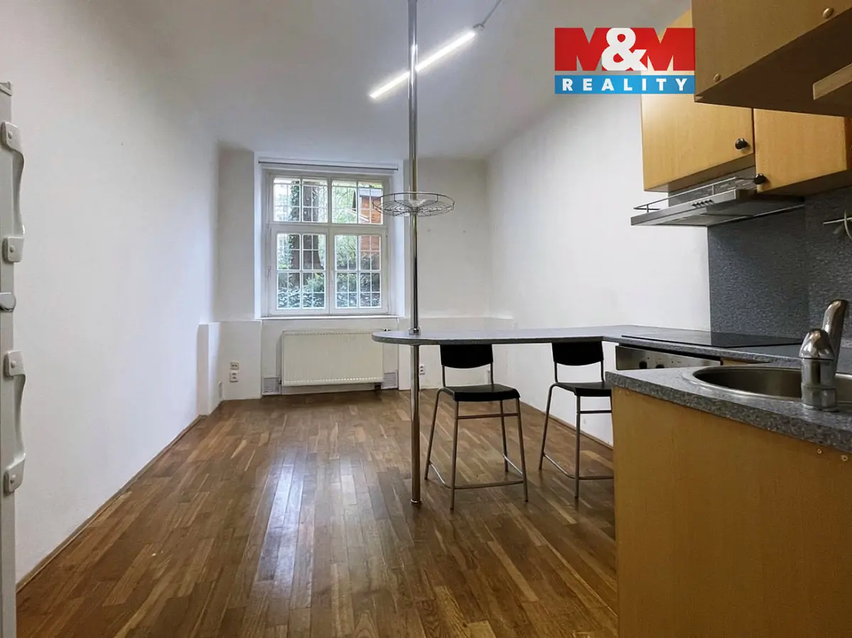 Prodej bytu 2+kk 46 m², Eliášova · Bubeneč