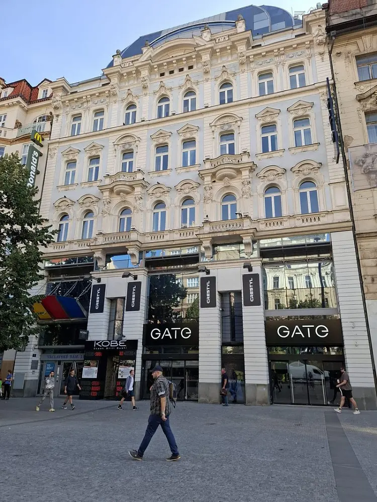 Pronájem komerčního prostoru 170 m², Nové Město