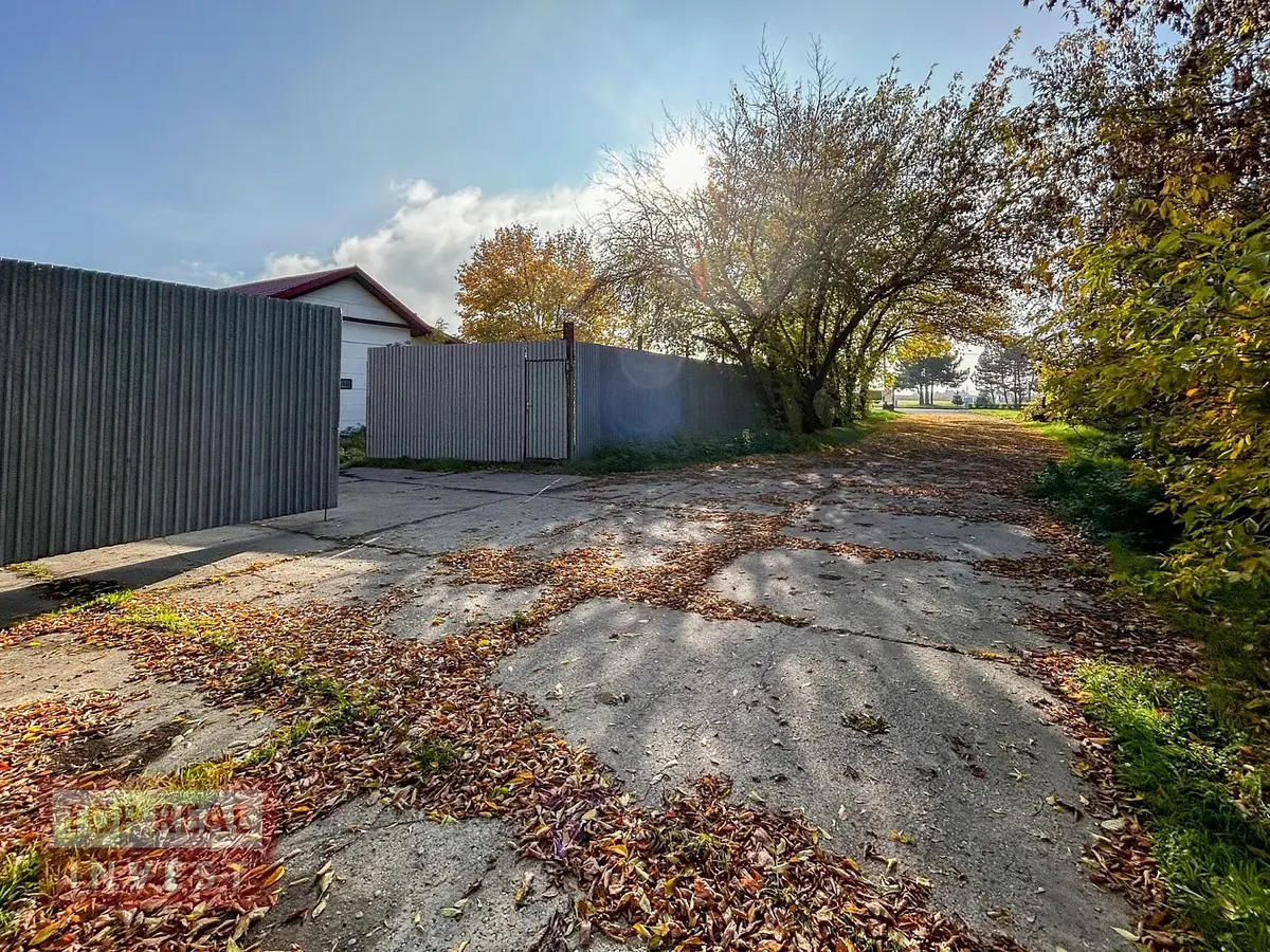 Pronájem komerčního prostoru 609 m², Chropyně
