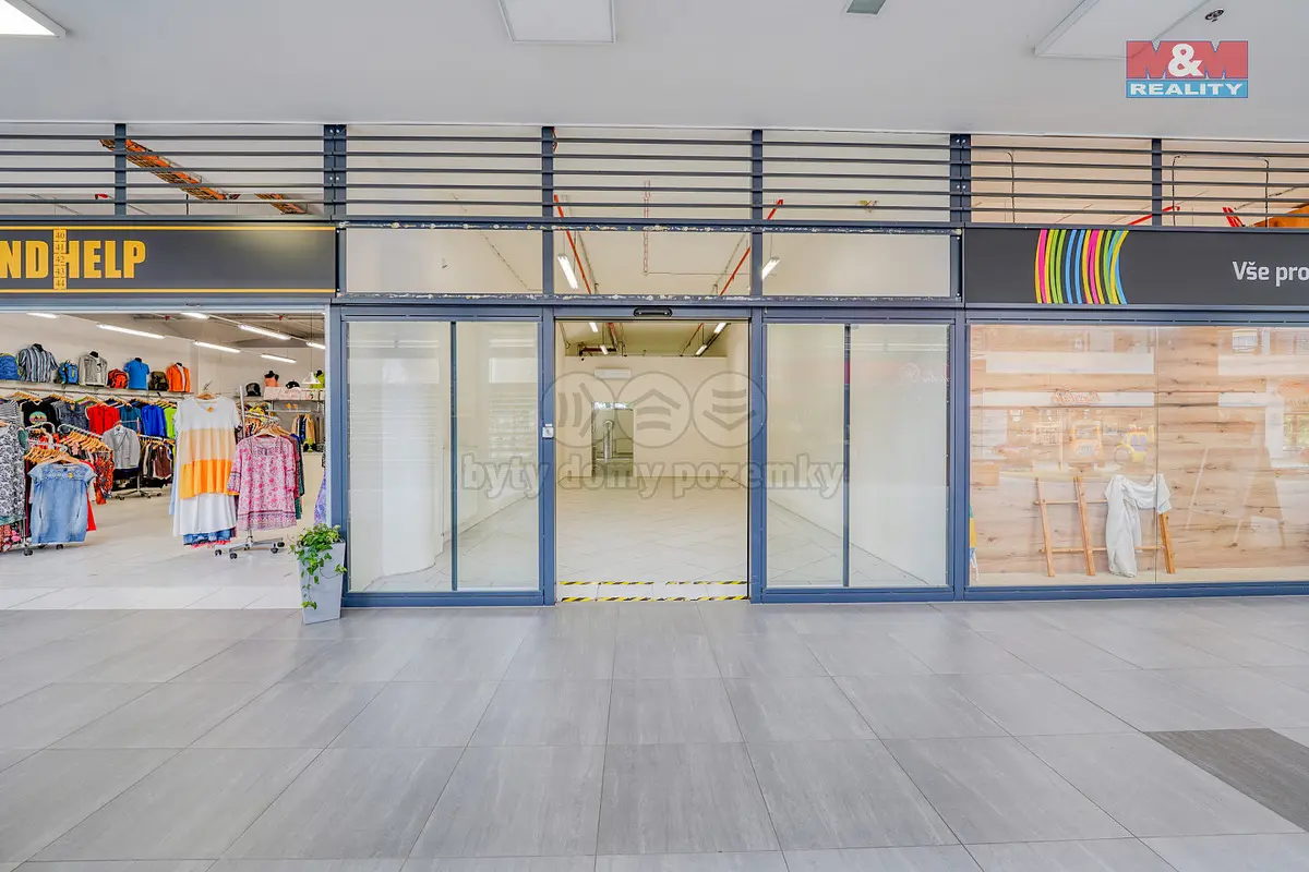 Pronájem komerčního prostoru 91 m², Třešňová · Doubravka · Plzeň