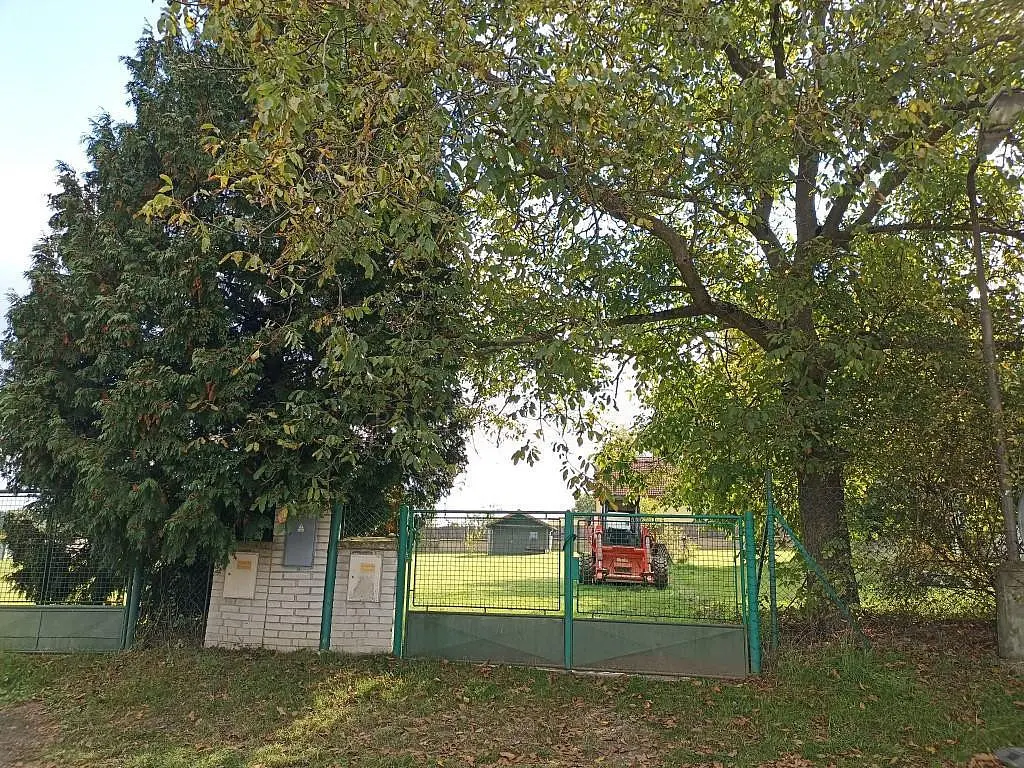 Prodej pozemku 1016 m², Radějovice - Olešky · okres Praha-východ