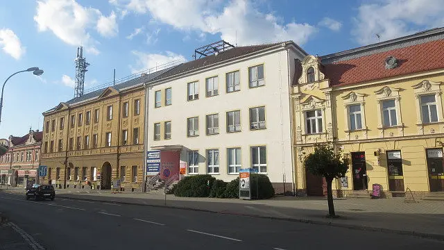 Pronájem komerčního prostoru 270 m², Holešov · okres Kroměříž