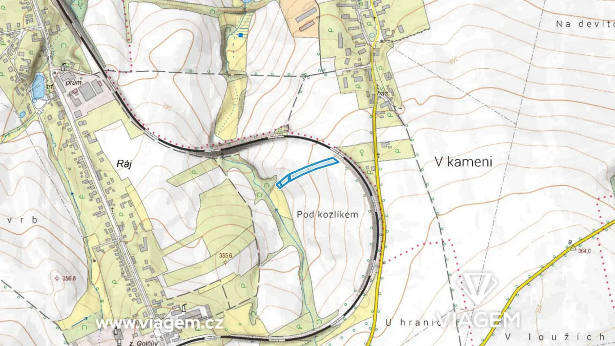 Prodej pozemku 1124 m², Golčův Jeníkov · okres Havlíčkův Brod
