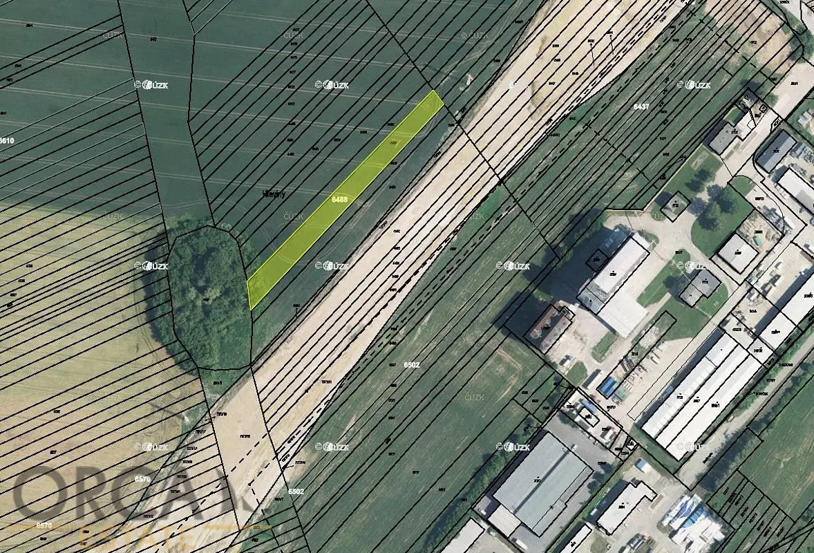 Prodej pozemku 2424 m², Staré Město · okres Uherské Hradiště